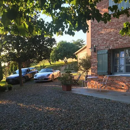 La Casa Del Tiglio Nocleg ze śniadaniem Mombaruzzo