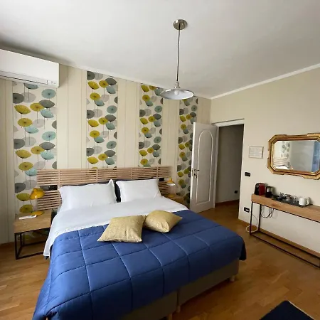 La Casa Del Tiglio 4* Момбаруццо