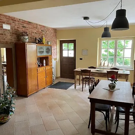 La Casa Del Tiglio Nocleg ze śniadaniem